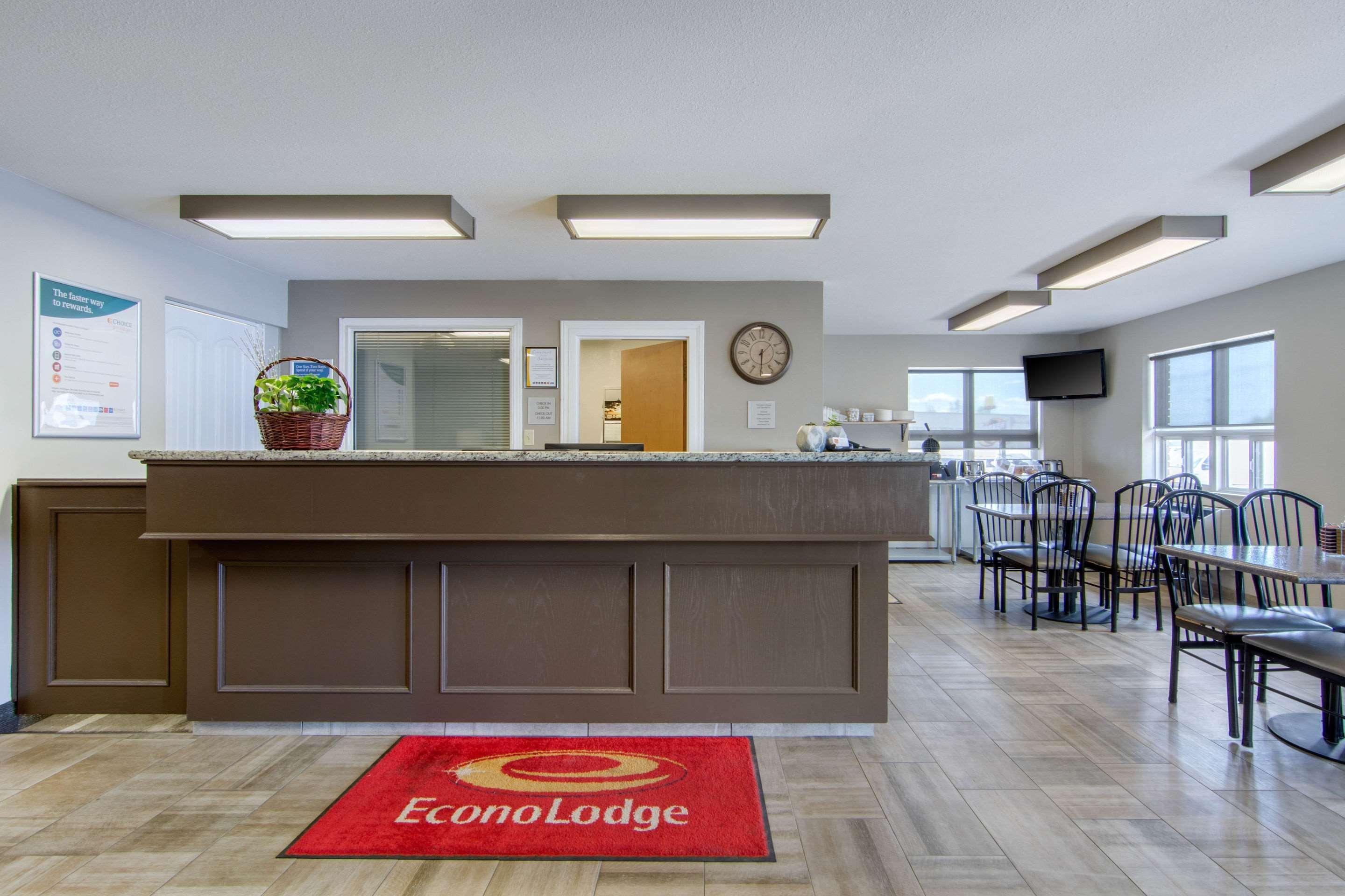 Econo Lodge Regina Exteriör bild