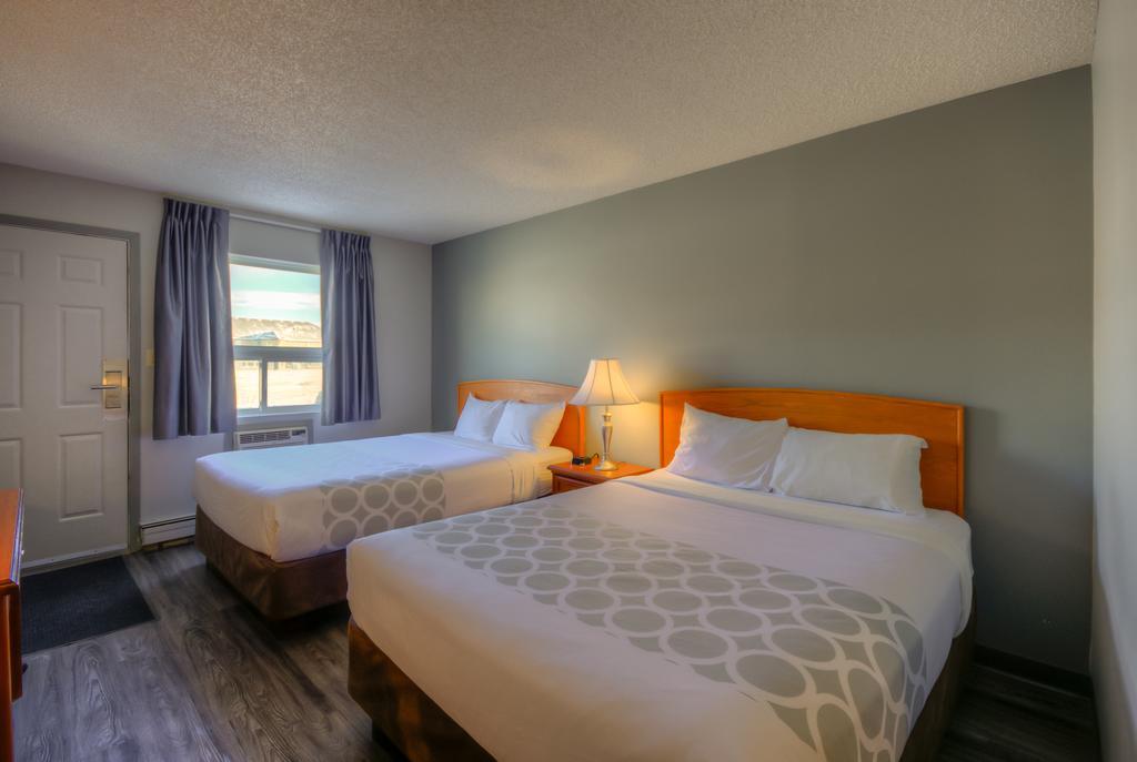 Econo Lodge Regina Exteriör bild